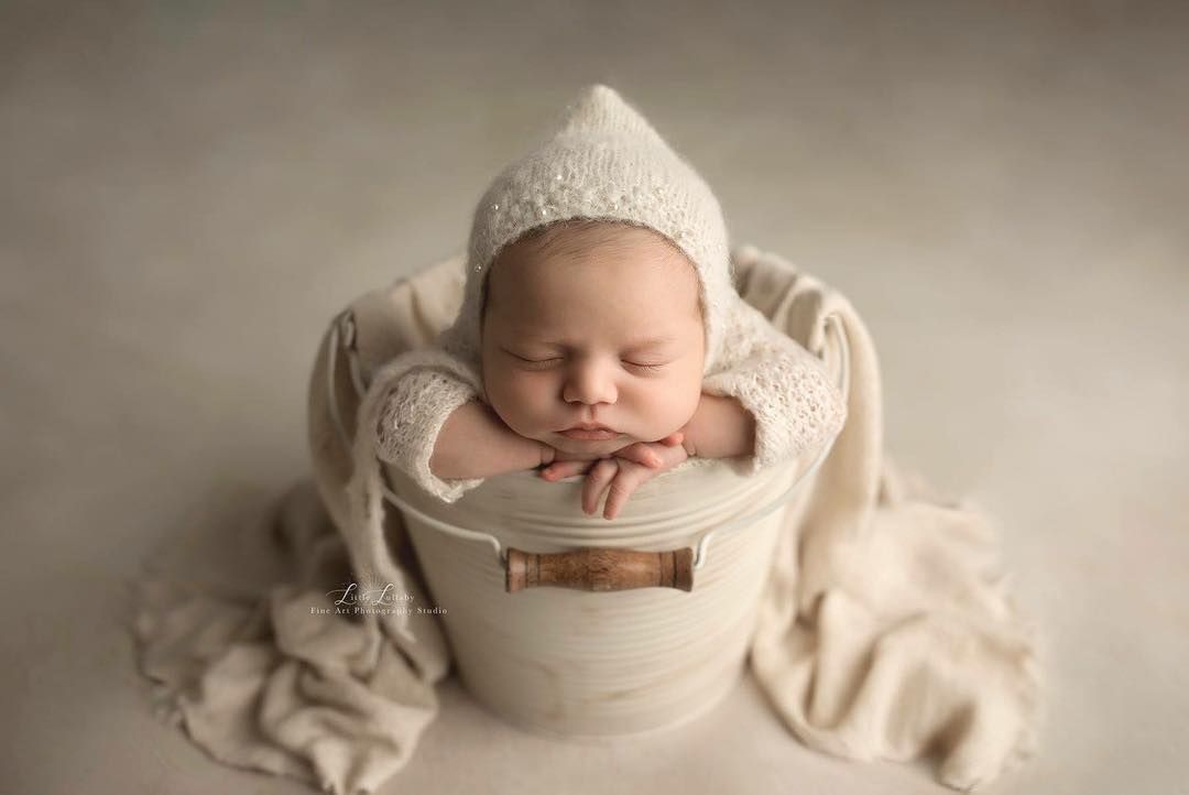 CÁC MẸ CỨ AN TÂM NGHỈ LỄ, MAMIBABI VẪN SẴN SÀNG TƯ VẤN VÀ HỖ TRỢ

Dù những ngày này các mẹ đang nghỉ lễ nhưng team Mamibabi vẫn luôn sẵn sàng hỗ trợ các mẹ khi cần. 

Mọi câu hỏi về cách sử dụng, tính năng app hay về sức khoẻ, mang thai, thai giáo, nuôi dạy con… các mẹ vui lòng để lại câu hỏi tại mục Tư vấn https://mamibabi.com.vn/community

Để câu hỏi được trả lời chính xác, chi tiết và tránh lẫn với các câu hỏi khác, các mẹ vui lòng:
- Viết câu hỏi thành 1 post mới, không post ở phần comment của post khác
- Viết đúng chính tả và đủ dấu tiếng Việt

Chân thành cảm ơn sự hợp tác của các mẹ!

Mamibabi vẫn luôn giữ vững tiêu chí “Chi phí tốt nhất - nội dung nhiều nhất” tại Việt Nam. Mẹ chỉ cần trả 449,000-899,000 để đăng ký tài khoản VIP Mom và xem hàng ngàn nội dung về mang thai và nuôi con. Chi tiết quyền lợi mẹ có thể xem tại đây https://mamibabi.com.vn/vip/info?mode=1